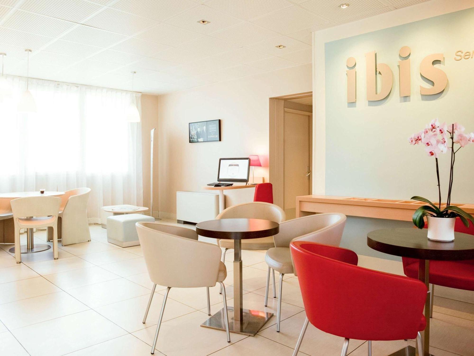 Ibis Senlis Hotel Senlis  Exterior foto