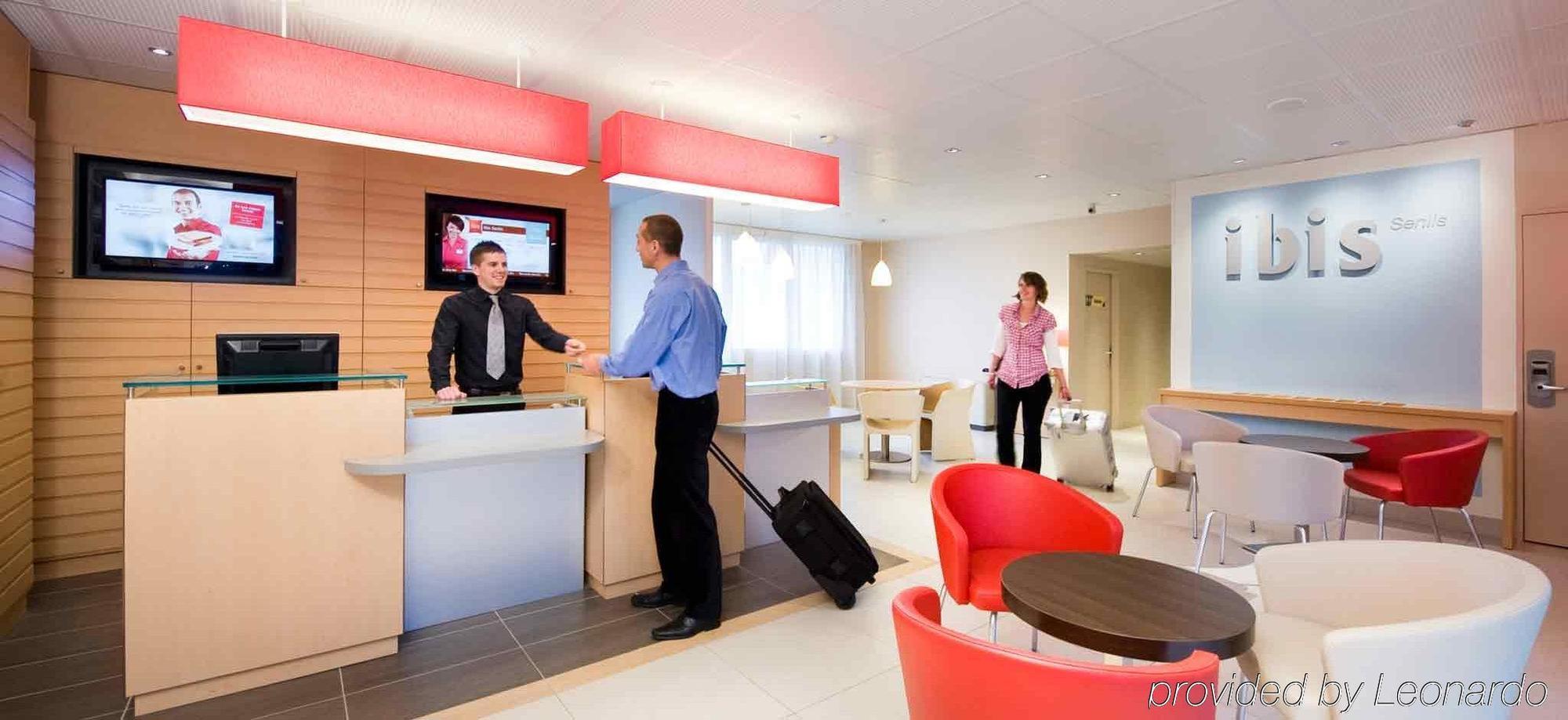 Ibis Senlis Hotel Senlis  Exterior foto
