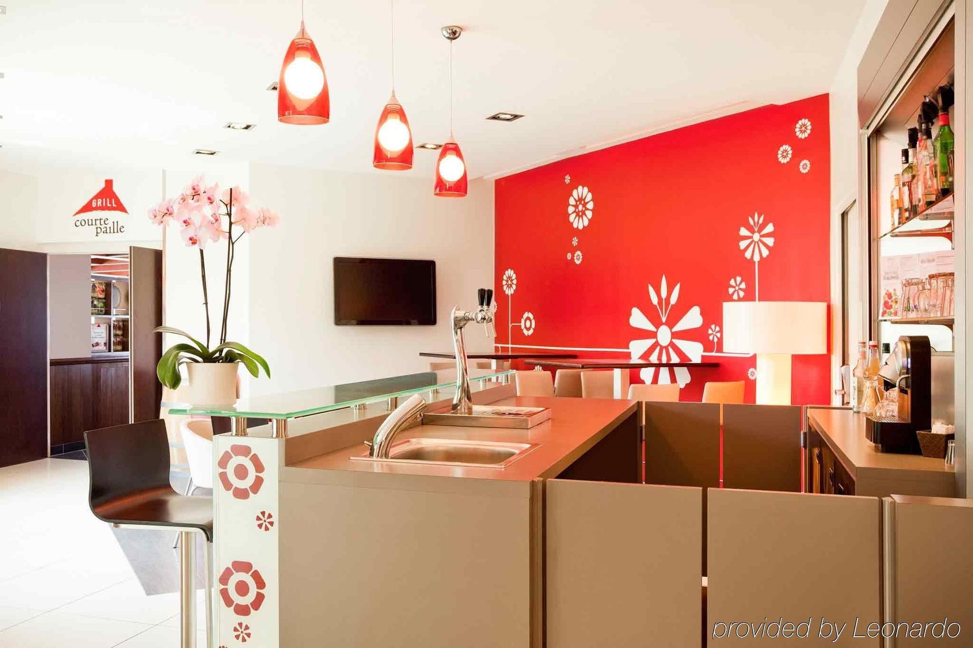 Ibis Senlis Hotel Senlis  Exterior foto