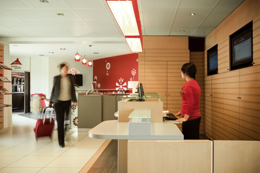 Ibis Senlis Hotel Senlis  Exterior foto